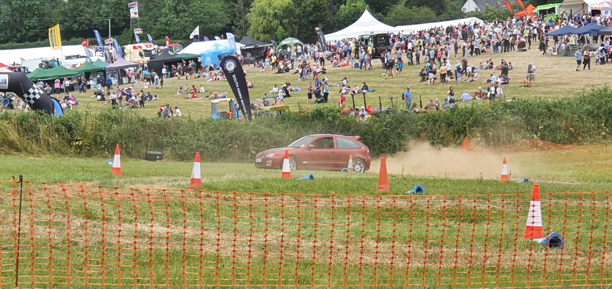 Out in the Field: Historic Sports Car Club & South Hams Motor Club put ...